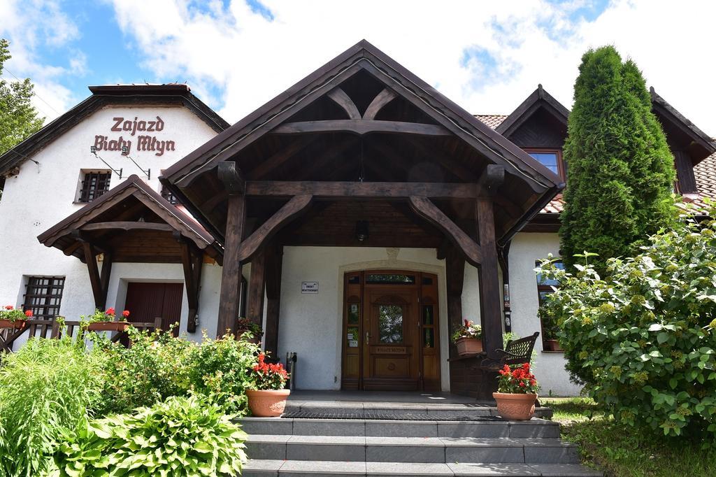 Hotel Zajazd Bialy Mlyn Sterławki Wielkie Exterior foto